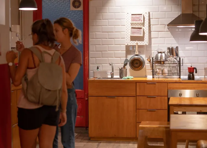 Buba House - Women Only *