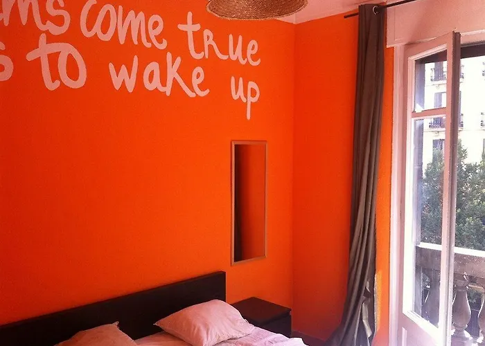 Buba House - Women Only *