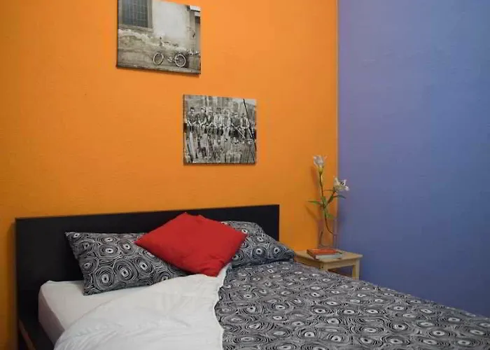 Buba House - Women Only